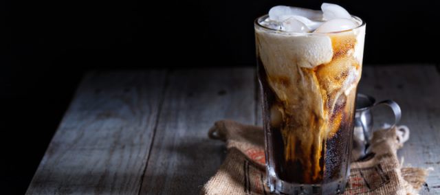 Айс-кофе — летняя интерпретация любимого напитка